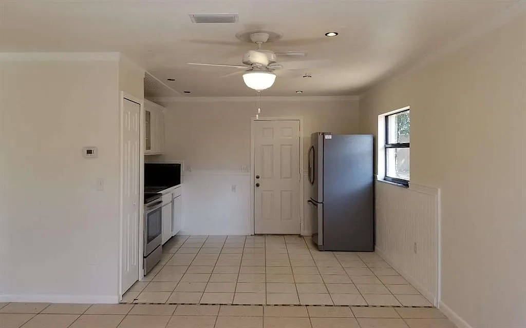 Duplex apartment - Image 9